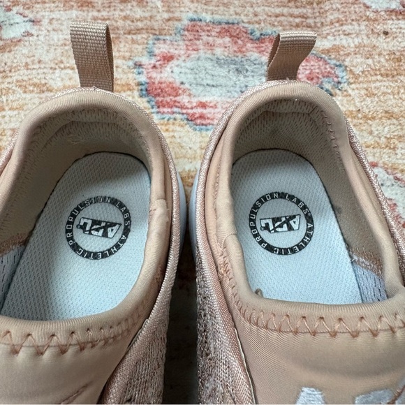 APL Athletic Propulsion Labs Techloom Phantom Rose Gold/Pink Women’s Shoe Size 7 - Picture 10 of 13